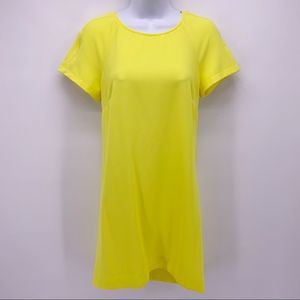 WAYF Yellow Short Sleeve Shift Crepe Dress Size XS